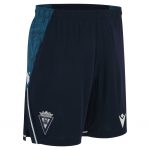 Pantalón corto oficial Cádiz CF tercera equipación 2025/26 Macron. Producto oficial del club disponible en tallas S a 4XL. Perfecto para entrenar o vestir.